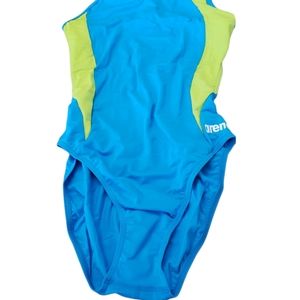 ARENA Max Chlorine Resistance Training Swimsuit